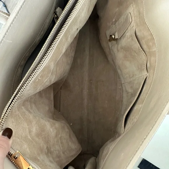 Saint Laurent SAC DE JOUR BAG. Very good condition - Picture 8 of 13